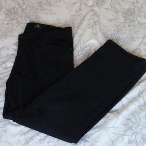 AG The Graduate tailored leg plants